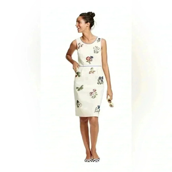 Stunning BODEN Blue Embroidered
Fruity Fun Dress 100% Cotton W/Pockets Size 4R - Picture 3 of 12